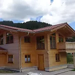 Resl Haus 2 Alpine *