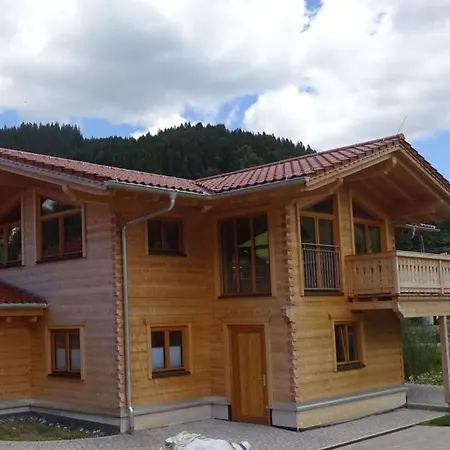 Resl Haus 2 Alpine *